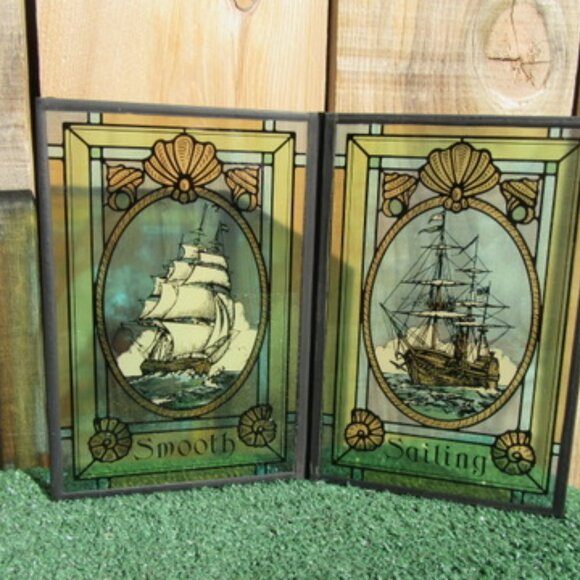 Vintage Smooth Sailing Art Glass 2 Panel Nautical Table Top Suncatcher - Picture 7 of 7